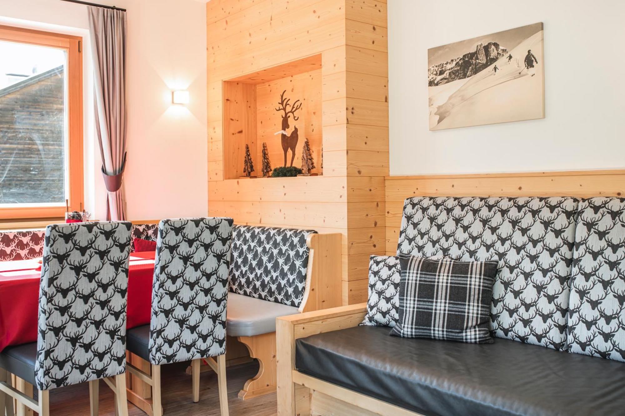 Chalet Residence Alpinflair Ortisei Værelse billede